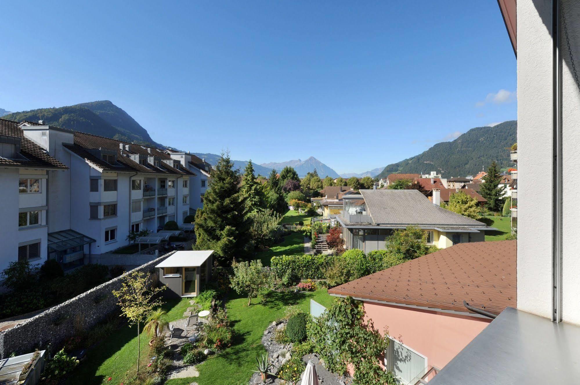 Hotel Derby Interlaken - Action & Relax Hub Екстер'єр фото