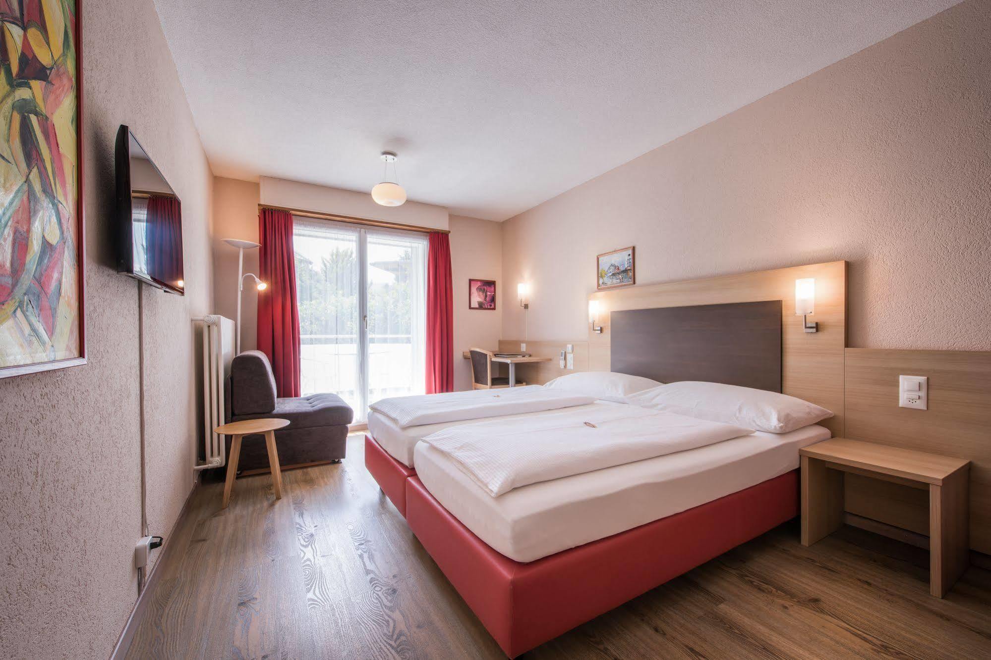 Hotel Derby Interlaken - Action & Relax Hub Екстер'єр фото