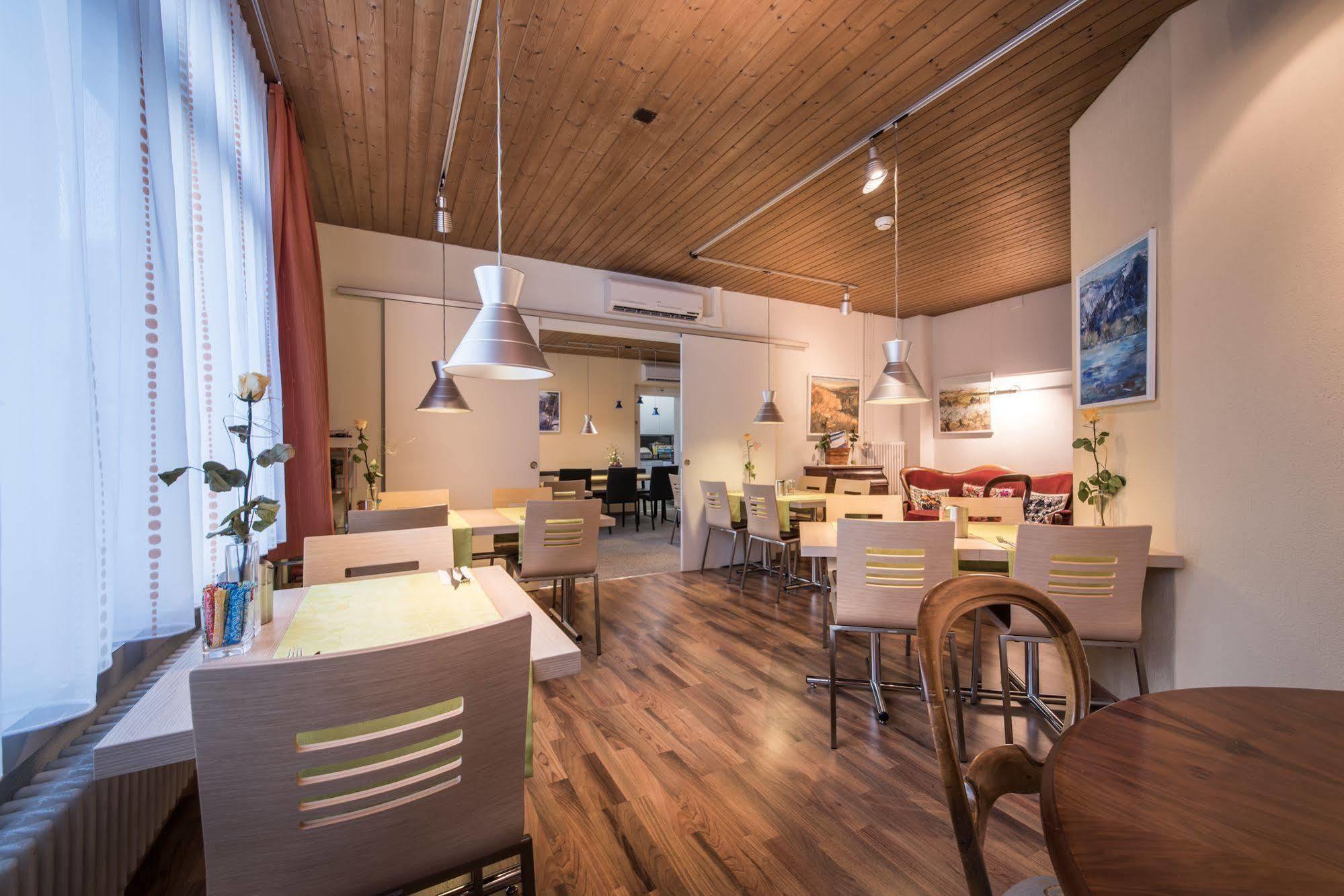 Hotel Derby Interlaken - Action & Relax Hub Екстер'єр фото